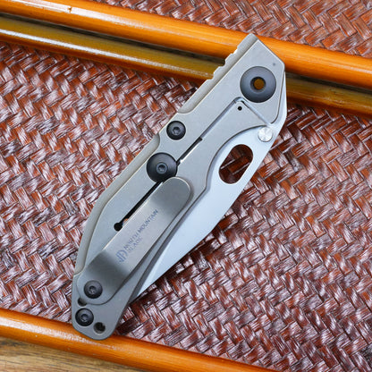 The initial prototype before production titanium handle.Only 1