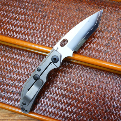 The initial prototype before production titanium handle + CF .Only 1