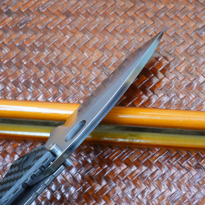 The initial prototype before production titanium handle + CF .Only 1