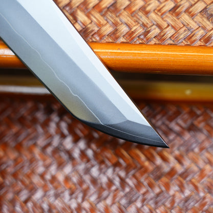 used The lock on the shipwreck was malfunctioning and the blade showed signs of use.