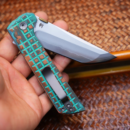 used The lock on the shipwreck was malfunctioning and the blade showed signs of use.