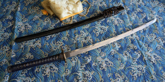 The Obsidian Tide: A Masterpiece of Clay-Tempered Craftsmanship