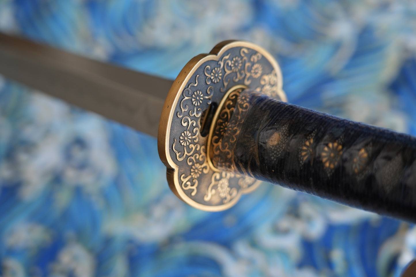 The Obsidian Tide: A Masterpiece of Clay-Tempered Craftsmanship