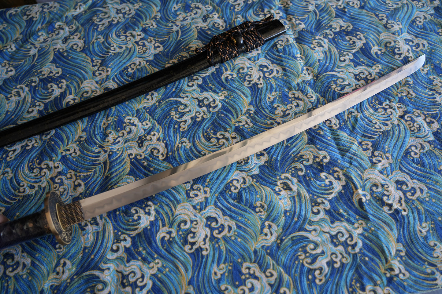 The Obsidian Tide: A Masterpiece of Clay-Tempered Craftsmanship