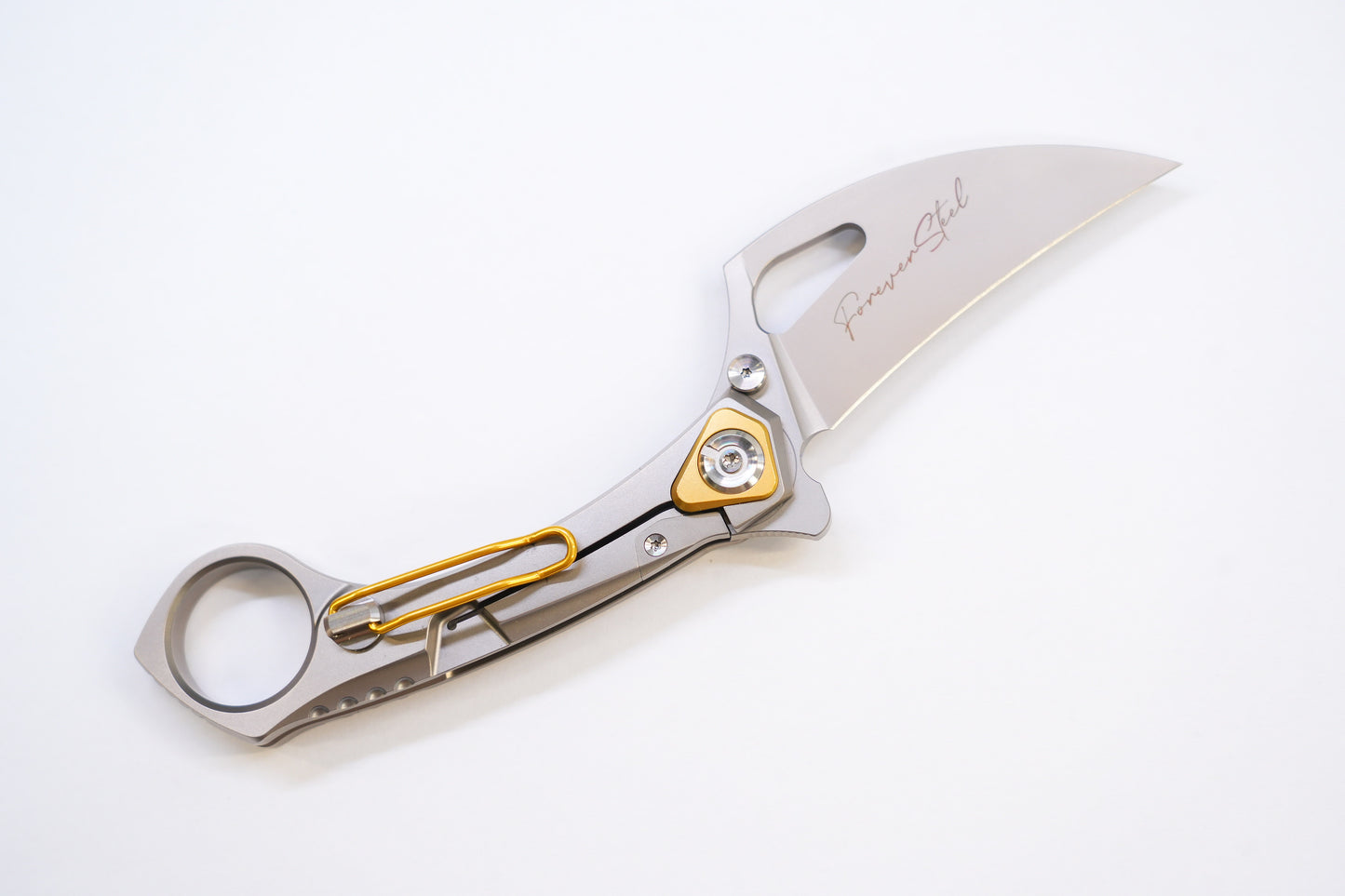 FS EDC Bakutuk One-piece titanium reverse claw knife