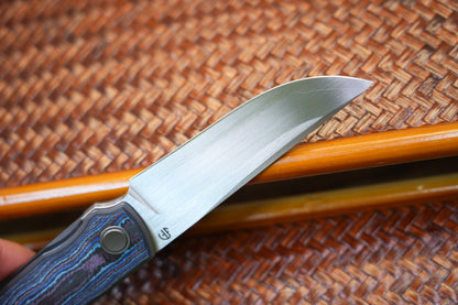 2412-BLCF Clip Point Hand-brushed finish