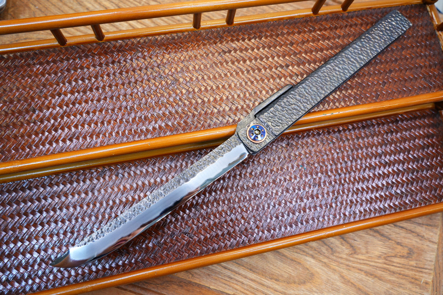 Giant Folding Knife, Higonokami Style, Hand-Forged Blade, Hand-Polished Mirror Finish, Full-Forged Handle