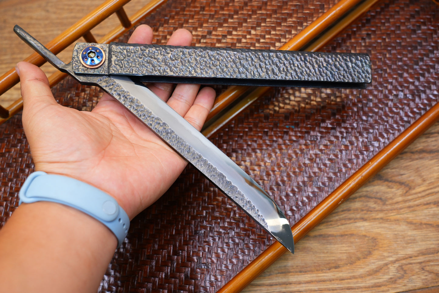 Giant Folding Knife, Higonokami Style, Hand-Forged Blade, Hand-Polished Mirror Finish, Full-Forged Handle