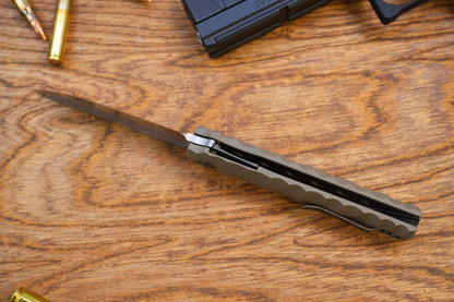 2411-BR Kick Stop Chop Plus coffee Hidden flipper Japanese style tactical tanto folding knife
