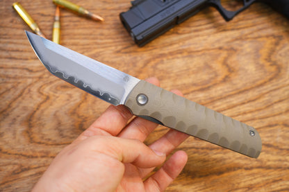 2411-BR Kick Stop Chop Plus coffee Hidden flipper Japanese style tactical tanto folding knife