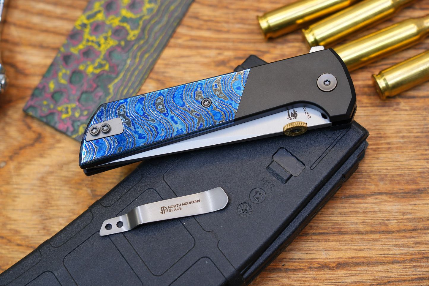 2407-ZRDM-5 Zirconium & Titanium Damascus Edition