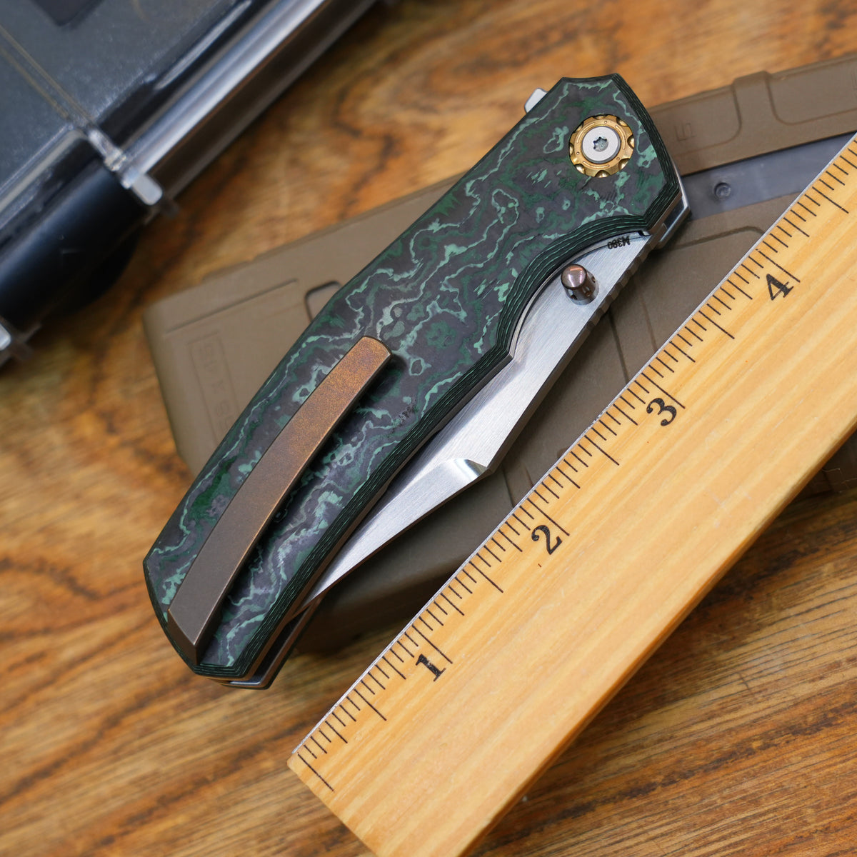 2408-Green