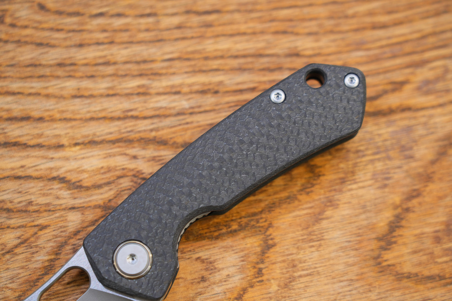 MAXACE Meerkat carbon