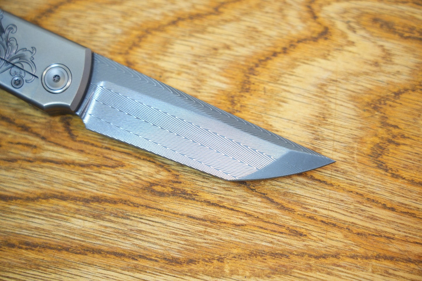 【CHOP】Hand Carved Titanium Handle VEGAS Forged Damascus