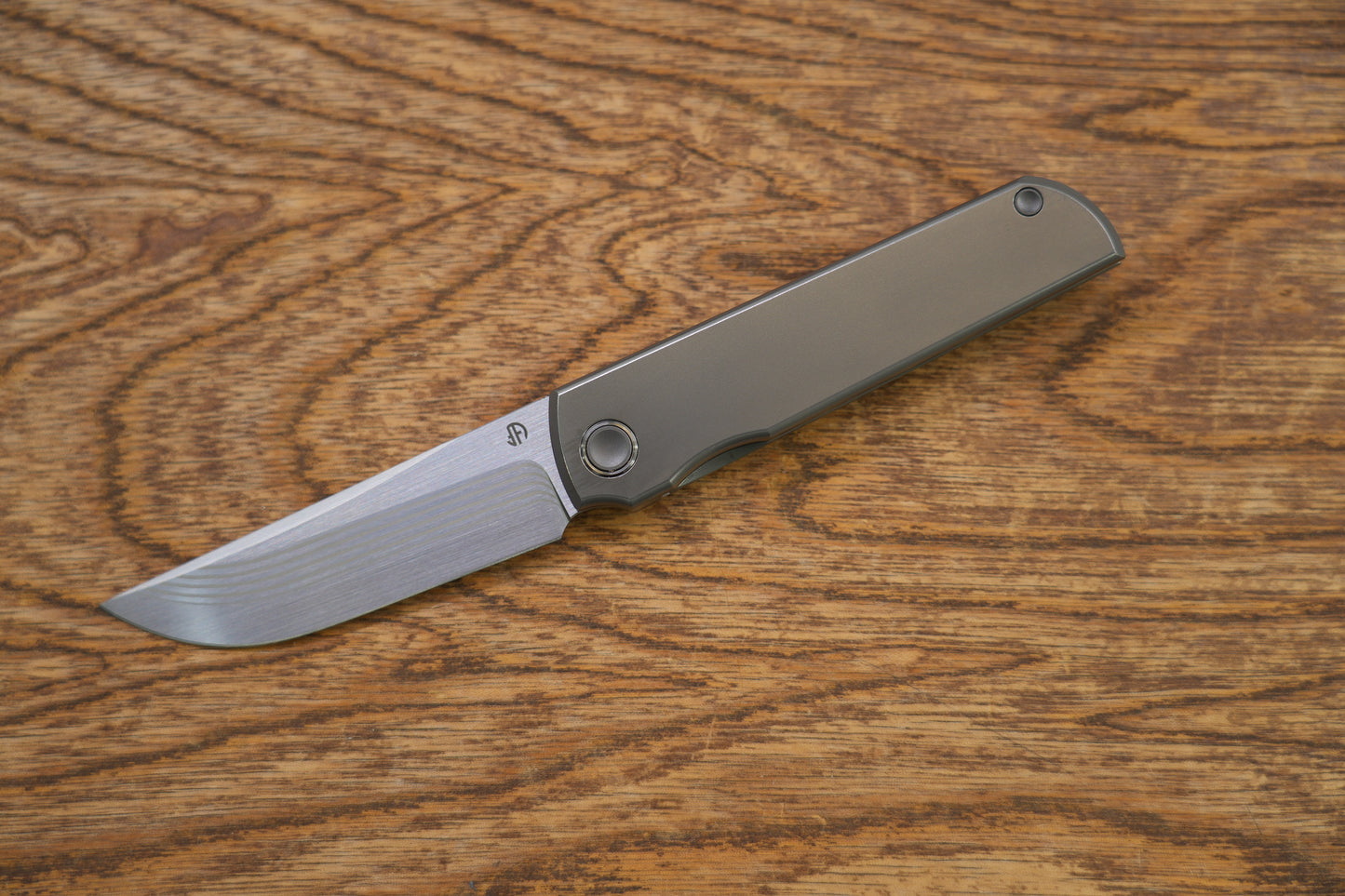 Special Custom Edition Salmon layered Damascus ZDP-189 core, titanium handle, titanium pocket clip, Japanese Kwaiken