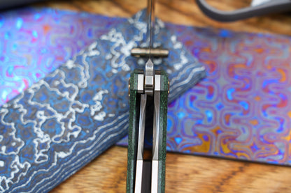 Jellyfish 4th Green Generation Super Smooth M390 Blade Hand Polished Titanium Frame Ceramic Carbon Fiber Handle