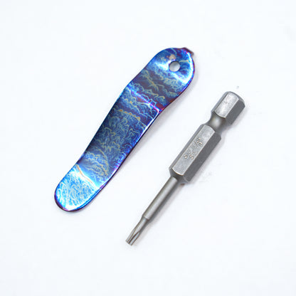 BBNM Titanium clips, shipping included.blue lightning pattern Just the clip, no knife included