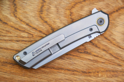 【Echo】2506-WHCF Sheepsfoot Blade White Ceramic Carbon Fiber Ti Handle&Clip Smooth Flippers