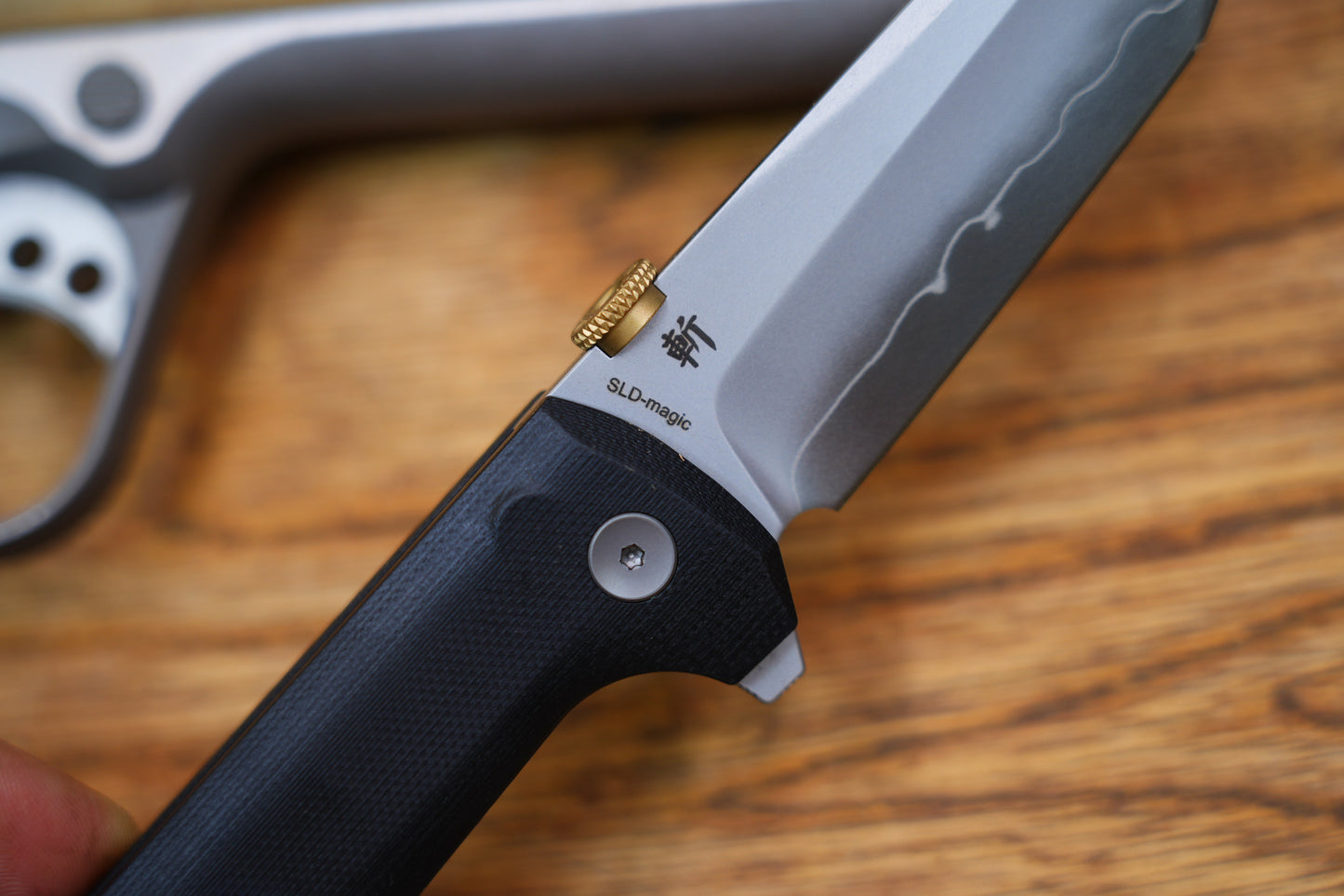 Chop2 2406BK New .45-style thumb disc