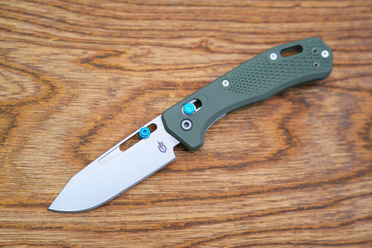 Gerber Assert Pivot Lock Folding Knife 2.98" S30V Bead Blast Clip Point Blade Blade, Textured Green Handles with Blue Accents, AXIS/Crossbar Lock - 30-001920
