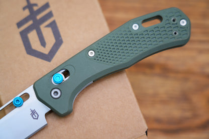 Gerber Assert Pivot Lock Folding Knife 2.98" S30V Bead Blast Clip Point Blade Blade, Textured Green Handles with Blue Accents, AXIS/Crossbar Lock - 30-001920