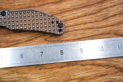 BBNM 2521-BZ-G Bowie Grid Titanium Handle Champagne