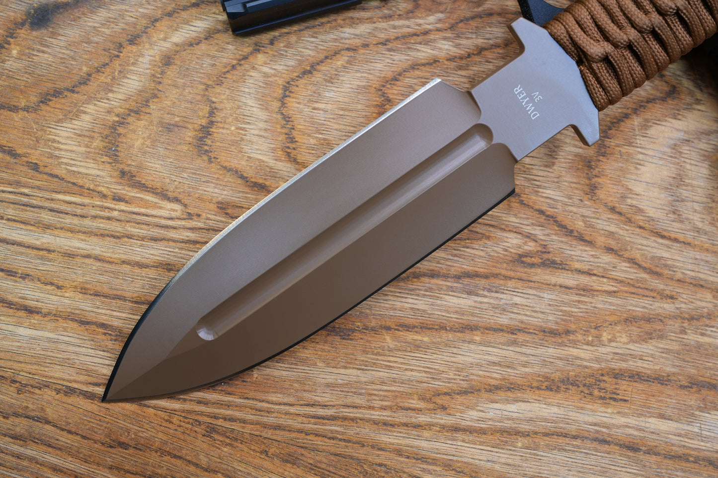 JW Brown 3V heavy-duty double-edged tactical knife