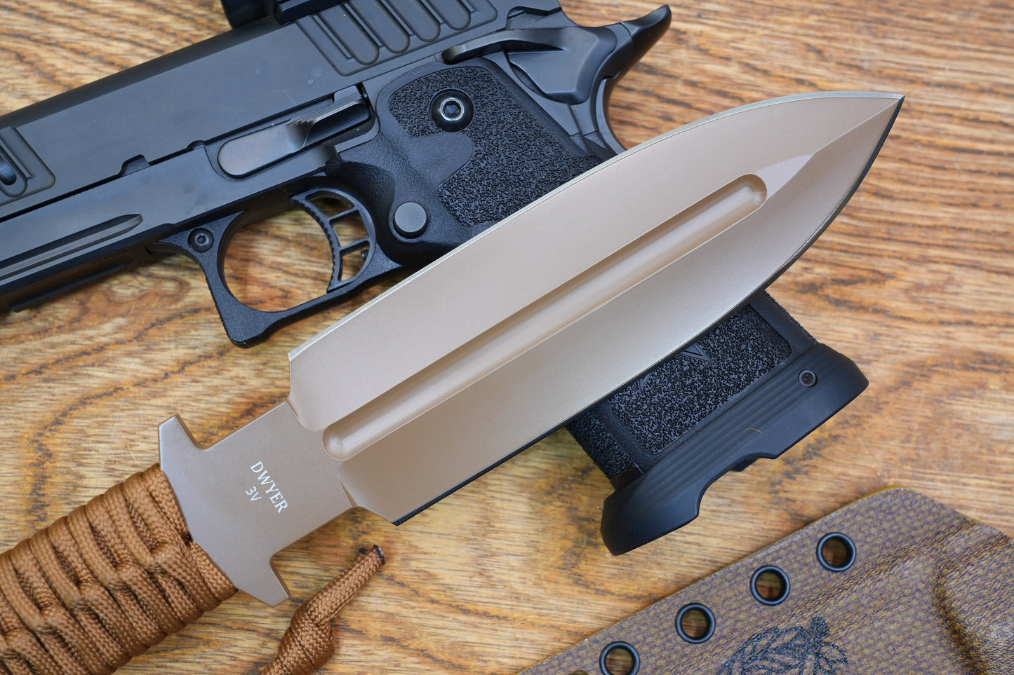 JW Brown 3V heavy-duty double-edged tactical knife