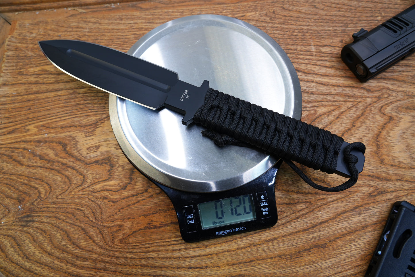 JW Brown 3V heavy-duty double-edged tactical knife
