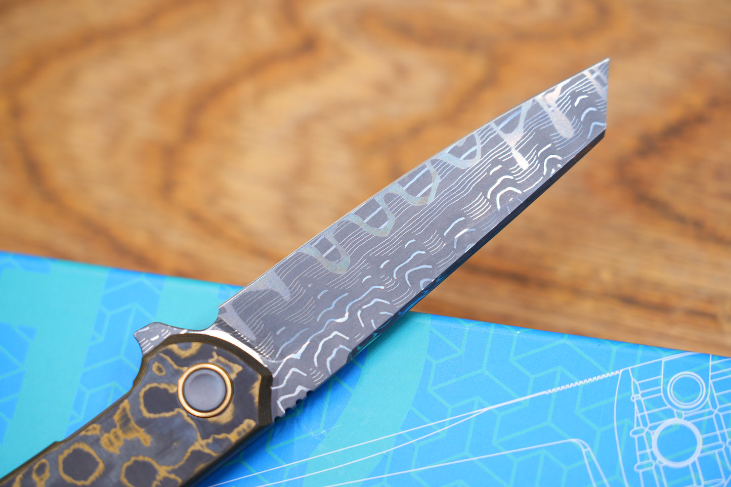 VegasForge AMERICAN MADE DAMASCUS STEEL