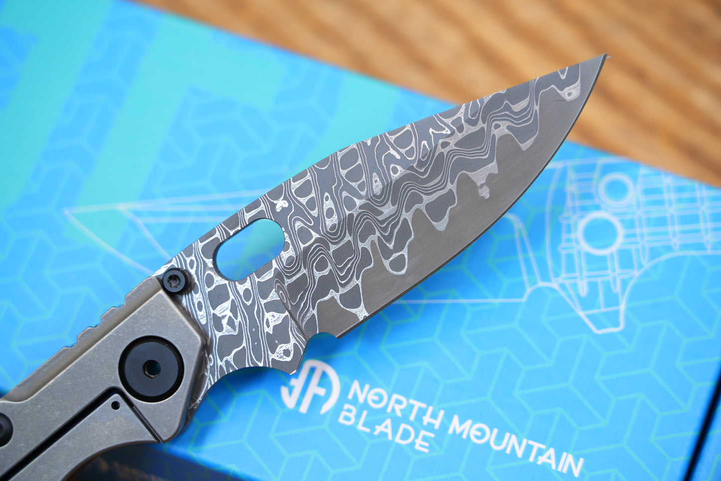 BBNM VegasForge AMERICAN MADE DAMASCUS STEEL Zirconium alloy Damascus