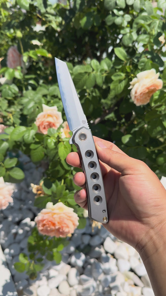 【Echo】2506-Hole Sheepsfoot Blade Ti Hole Handle&Clip Smooth Flippers